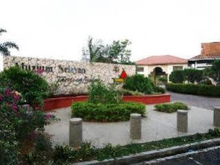 Pelangi Balau Hotel 3*